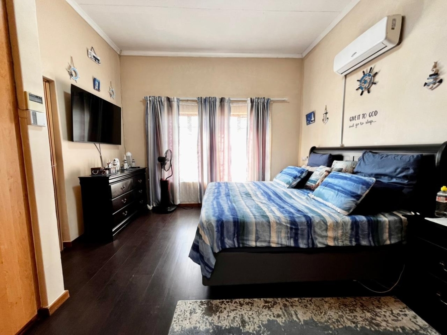 3 Bedroom Property for Sale in Waterval East North West